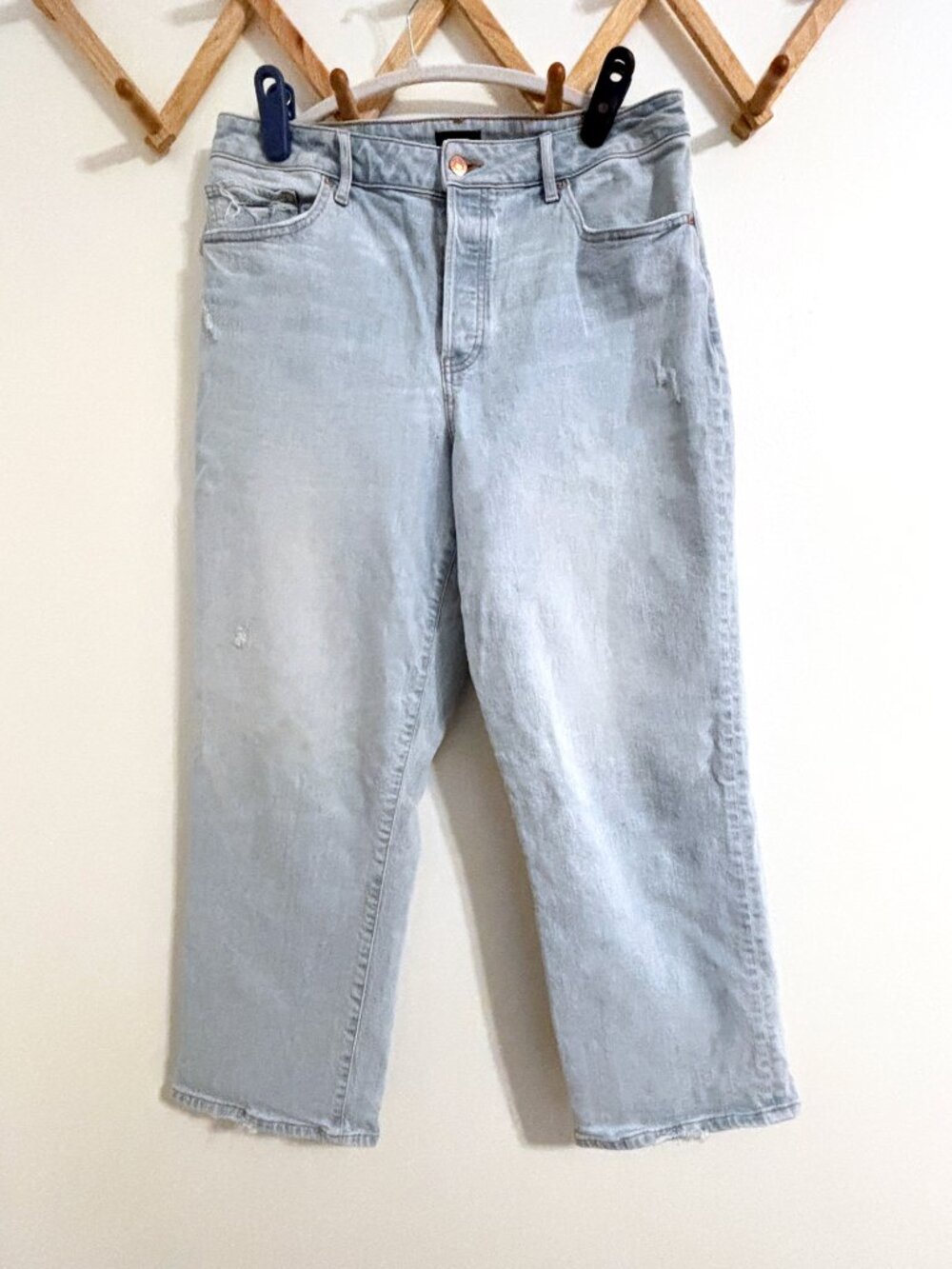 High Rise Relaxed Straight Ankle Jeans